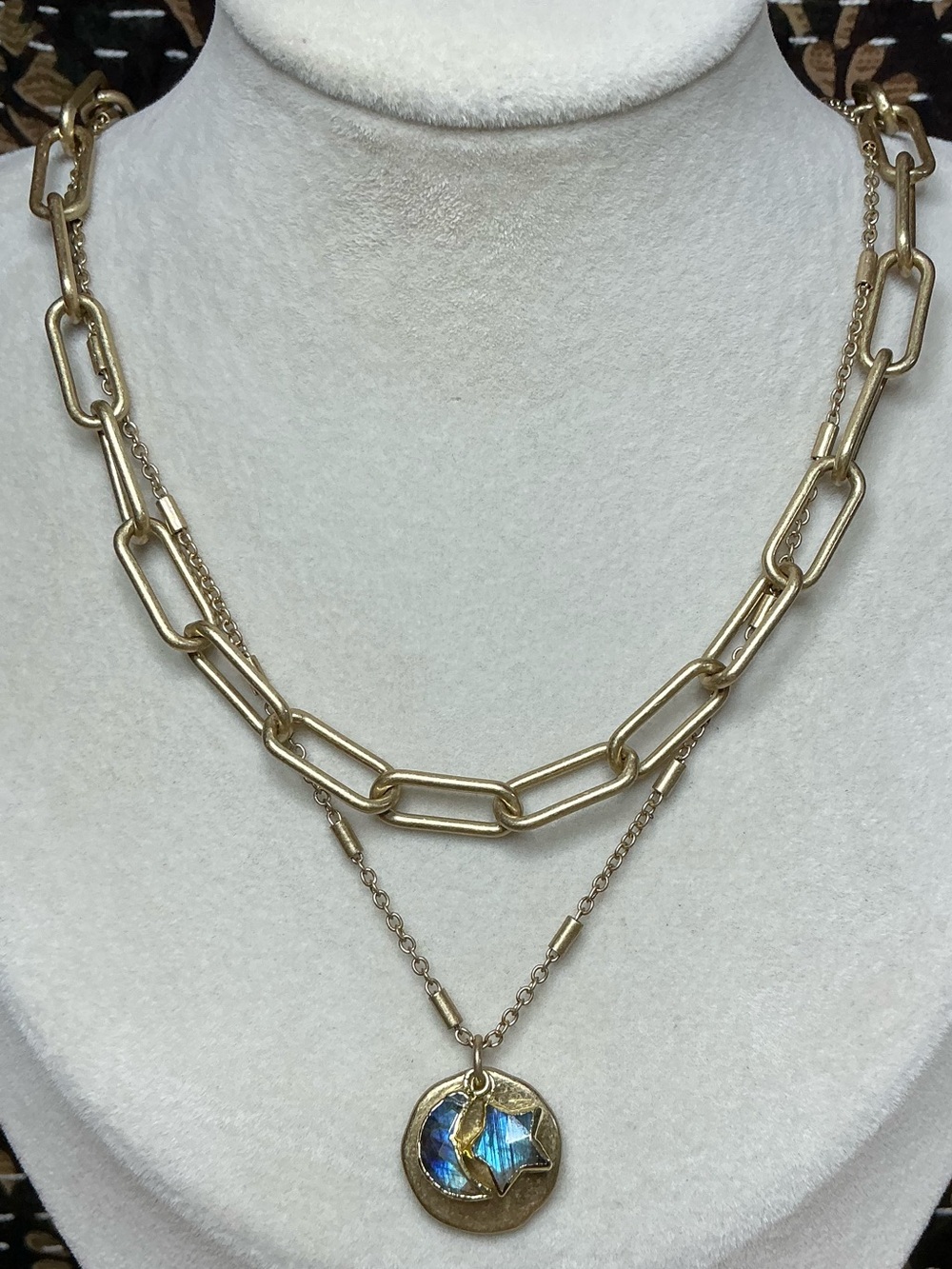 ๐ Celestial Glow | Labradorite Moon & Star Double Gold Chain Necklace - Picture 2 of 8